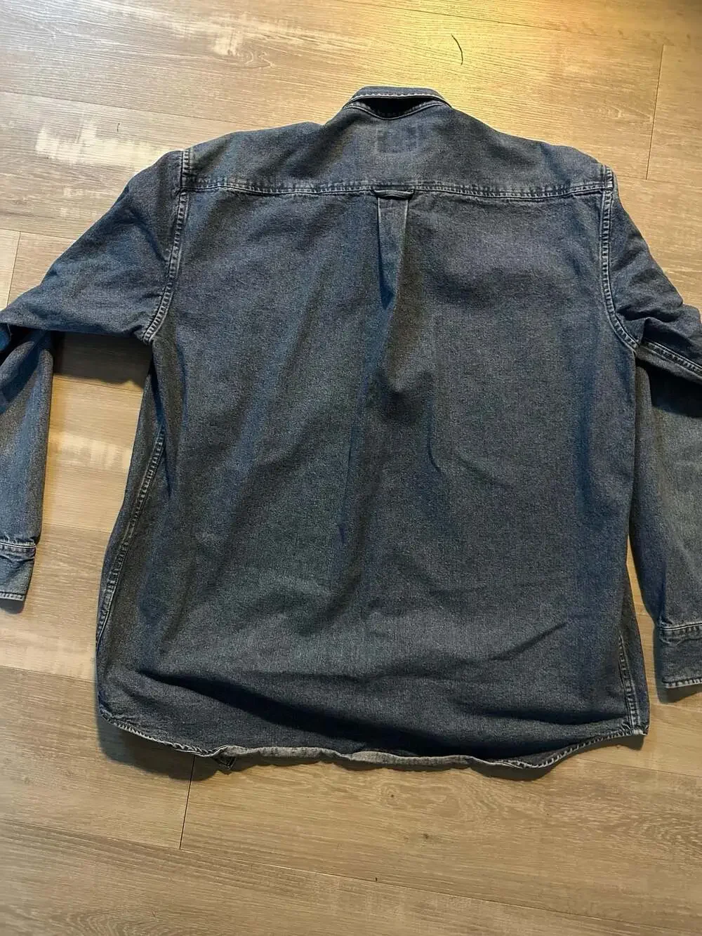 Cabela's Legendary Quality Since 1961 Men's Denim Long Sleeve Button-Down Shirt